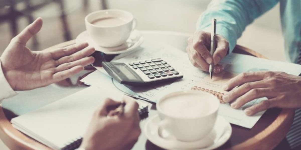 Main Benefits of Working with Independent Planners