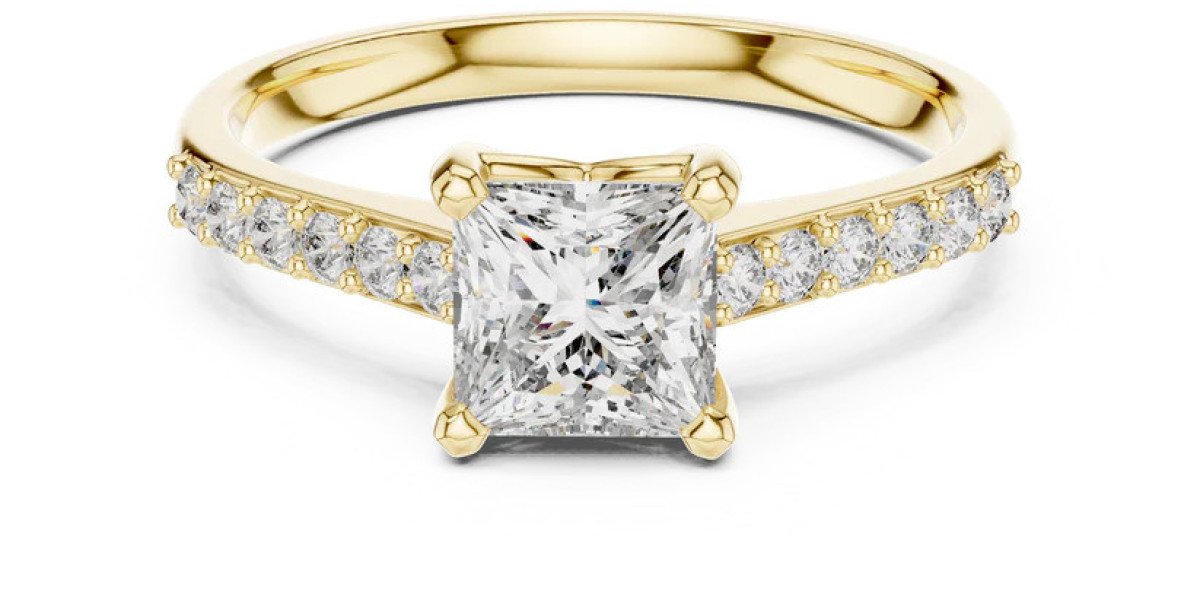 Princess Cut Engagement Rings Modern Elegance with Brilliant Sparkle