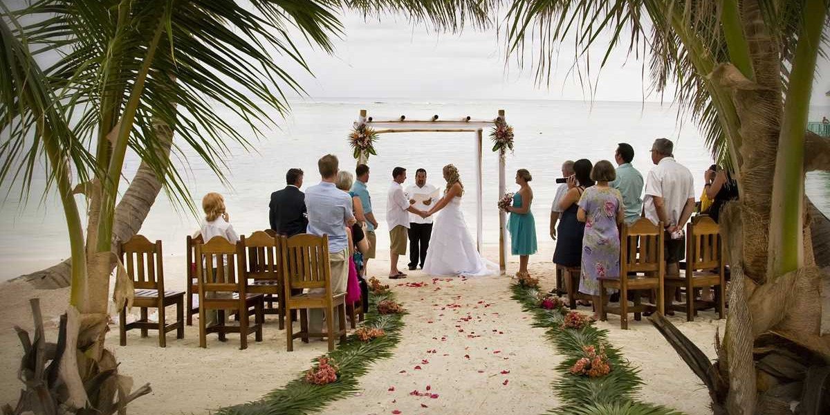A South Asian Fusion Destination Wedding in Cancun: How Anika & Sameer Created a Cultural Celebration by the Sea