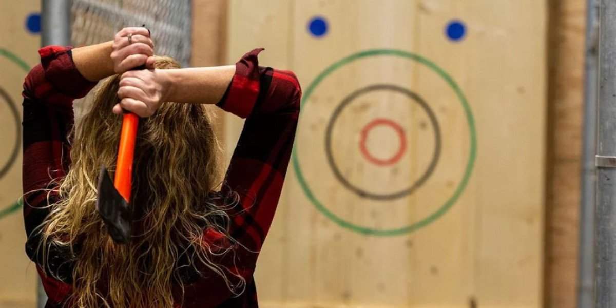 How Miramar Breweries Combine Craft Beer Tastings with Safe Axe Throwing Experiences